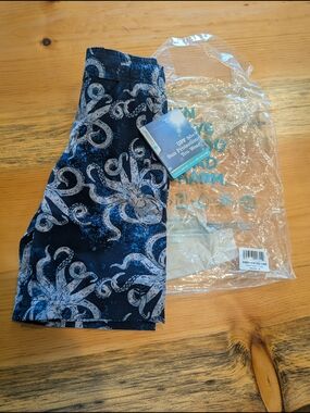 Coolibar Boys UPF 50+ Swim Trunks Sz S